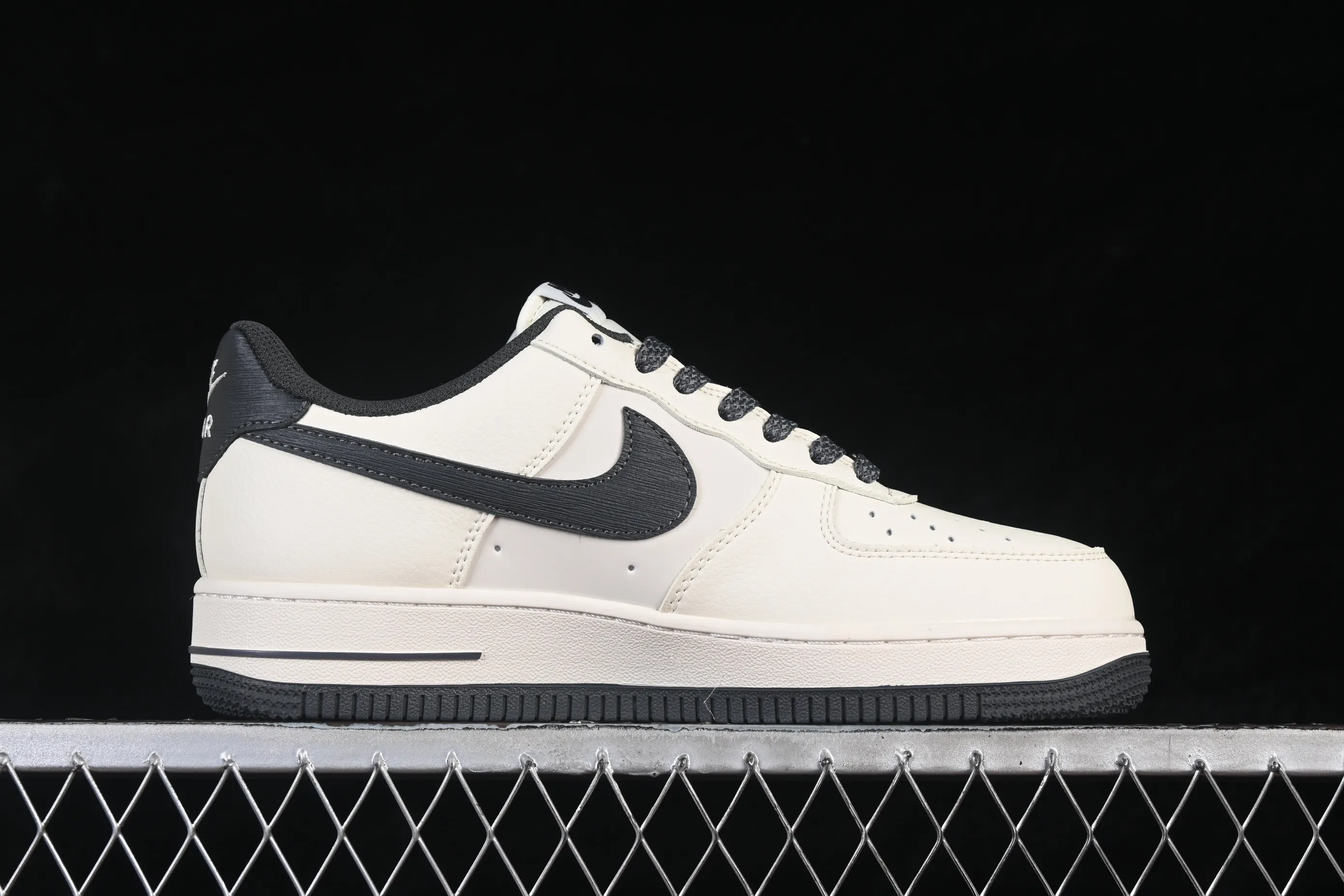 All categories Nk Air Force 1 Air Force series Nk Air Force 1 Low Air Force low-top Nike Air Force 1'07 Low off-white dark gray Air Force 1 low-top casual sneakers SM6668-119
